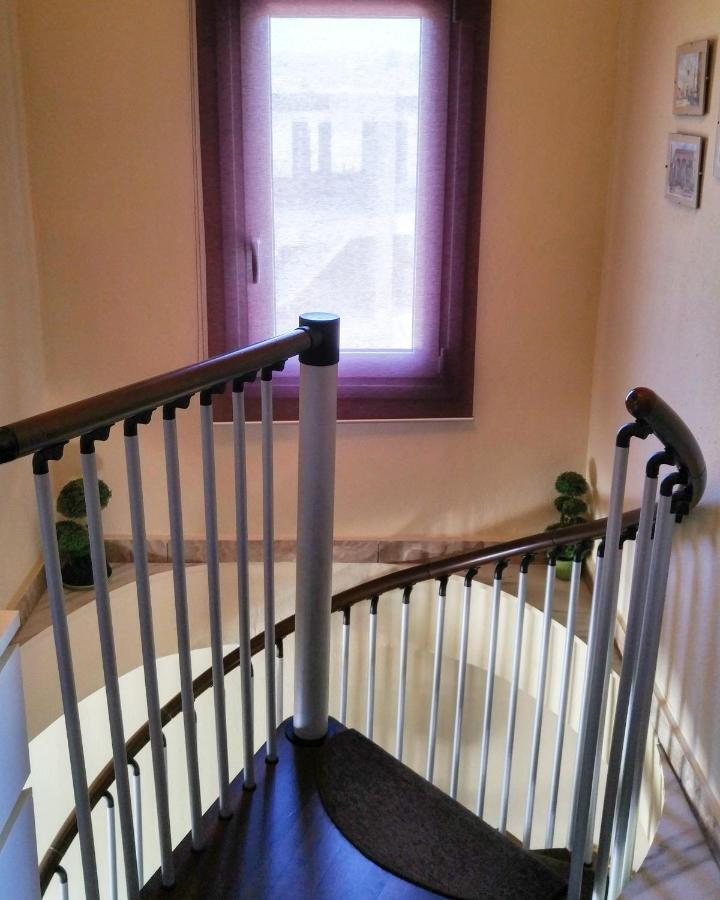 شقة Olive Grove House يميناريا المظهر الخارجي الصورة